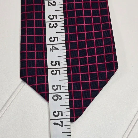 Brooks Brothers "Makers" 100% Silk Tie Navy & Hot‎ Pink Grid Pattern Necktie - Picture 5 of 5